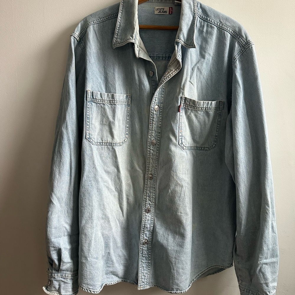 Vintage Levis Jean Denim Distressed Shirt Red Tab Metal Buttons Size XL